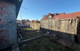 Casa de vanzare la rosu-Sebes, zona Drumul Petrestiului 