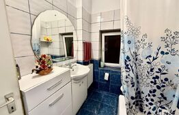 Apartament de vanzare cu 3 camere- zona Centru 