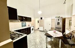 Apartament de vanzare cu 3 camere- zona Centru 