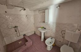 Casa individuala cu 3 camere, 150 mp utili, 2000 mp teren, Ghioncani