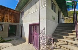 Casa individuala cu 3 camere, 150 mp utili, 2000 mp teren, Ghioncani