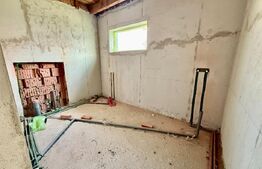 Casă spațioasă în Ciugud, la gri – confort și liniște aproape de oraș!