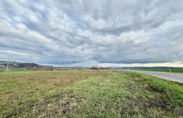 Teren extravilan de vanzare - 5707 mp - Zona 3 Poduri, Sebes-Alba