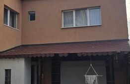 Casa de vanzare, cu 4 camere, 140 mp, zona Cetate