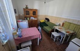 Casa de individuala, 4 camere,  teren 1900mp - Zona Unirea 