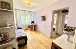 Apartament cu 2 camere, baie cu geam, etaj 3, zona Cetate