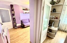 Apartament cu 2 camere, baie cu geam, etaj 3, zona Cetate