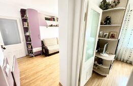 Apartament cu 2 camere, baie cu geam, etaj 3, zona Cetate