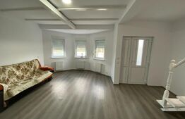 Casa de vanzare, cu 3 camere, 106 mp +2800  mp teren, zona Benic