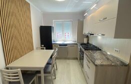 Apartament ultracentral de vânzare , 2 camere -renovat complet 