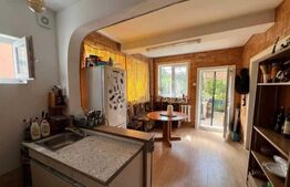 Casa individuala de inchiriat, cu 5 camere, 250 mp, zona Cetate