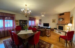 Casă de vanzare, 4 camere, 636 mp teren util ,zona centrală 