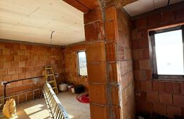 Casă modernă, la roșu sau la cheie, Sebeș - Petrești