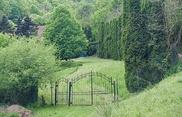 Casă de Vacanță pe Valea Ighielului – 3 camere, 2500 mp curte