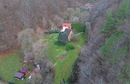 Casă de Vacanță pe Valea Ighielului – 3 camere, 2500 mp curte