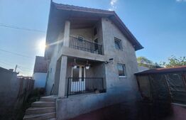 Casa individuala cu 4 camere, 160 mp utili,Sebes central