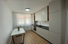 Apartament de inchiriat, cu 4 camere, 120 mp, zona Alba Mall