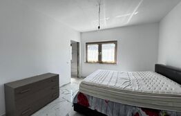 Casă individuală, de vanzare, cu 4 camere,  250 mp utili, zona Micesti