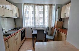 Apartament de vanzare, cu 3 camere, 63 mp, zona cetate.