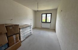 Casă individuală de vanzare, cu 4 camere, 120 mp, zona Micești partea stangă