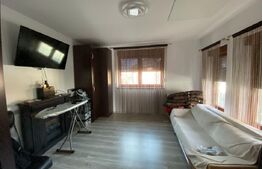 Casă de vânzare cu 3 camere, 550 mp, zona Marasesti 