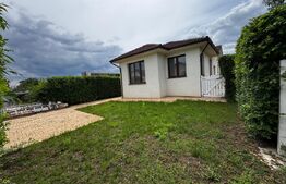 Casă tip duplex, de vanzare, cu 3 camere, 285 mp teren, zona Micesti