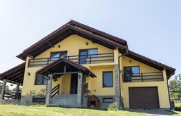 Casă de vanzare, cu 6 camere, 379 mp, zona Oarda de Sus 