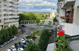 Apartament de vanzare, cu 2 camere, 53 mp, zona Cetate