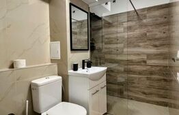 Apartament de vanzare, cu 2 camere, 53 mp, zona Cetate