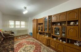 Apartament de vanzare cu 2 camere, etaj 1 - zona M-uri ,Cetate