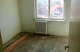 Apartament 3 camere,87 mp,2 bai,Cugir