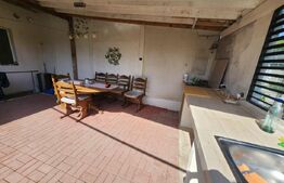 Casa individuala cu 2 camere,80 mp utili,267 mp teren,Totoi