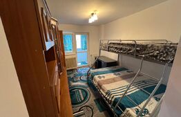 Apartament de vanzare, cu 3 camere, decomandat zona Cetate