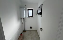 Casă nouă, modernă, cu 4 camere, terasă și curte generoasă 