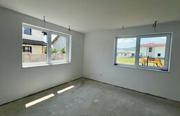 Casă spațioasă, 169 mp, 4 camere, terasă, Micești, Orizont