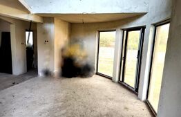 Casă de vanzare, cu 6 camere, 163 mp, zona Cetate