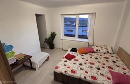 Casa spațioasă cu 6 camere și 3 băi - confort și intimitate