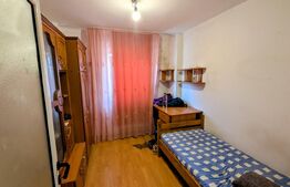 Apartament de vanzare, 3 camere, 65 mp, decomandat, etaj 3, zona Industriala