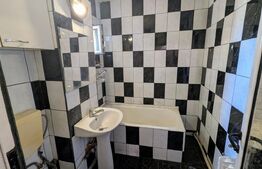 Apartament de vanzare, 3 camere, 65 mp, decomandat, etaj 3, zona Industriala