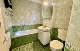 Apartament spațios de inchiriat – mobilat, balcon închis, zonă centrală