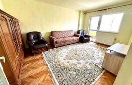Apartament spațios de inchiriat – mobilat, balcon închis, zonă centrală