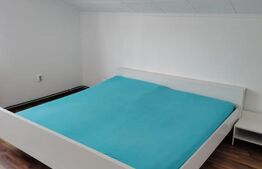 Casă de închiriat complet mobilată –4 camere, foișor, grătar, în cartier Pâclișa