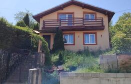 Casă de închiriat complet mobilată –4 camere, foișor, grătar, în cartier Pâclișa