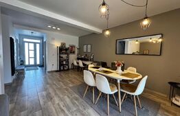 Casă înșiruită cu 4 camere, 3 băi, zona Dealul Furcilor