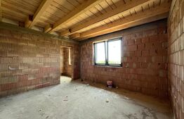 Casă nouă cu design modern, 4 camere cu potențial imens de personalizare