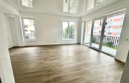 Garsonieră 33 mp, balcon, bloc nou, zona Centrala