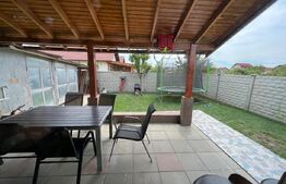 Casă de lemn autentică, 4 camere + încălzire cu șemineu și centrală pe lemne