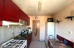 Apartament de vânzare cu 3 camere, 59 mp, - cartier Micro, Aiud