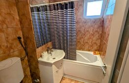 Apartament cu 2 camere, cetate, etajul 1