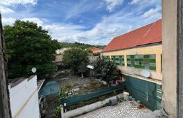 Hotel cu 44 camere, renovabil, poziționat ultracentral – oportunitate